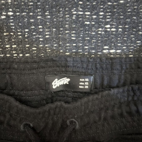 SWND shorts Bershka size XS new