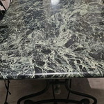 Marble table Verde Alpi with wrought iron base and 4 chairs like new