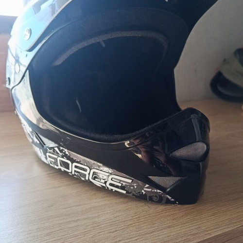 Full face helmet Force used with removable pads for ages 8-12/13