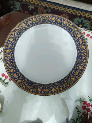 International porcelain plates new, set of 6, 25 cm