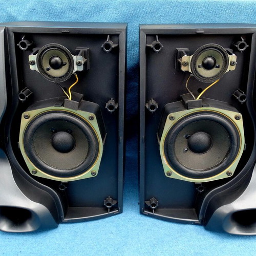 Kenwood LS-N301 floor speakers like new