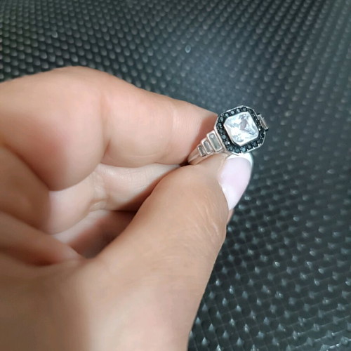 Silver ring 925 with zircon stones and sequins, size 56, new