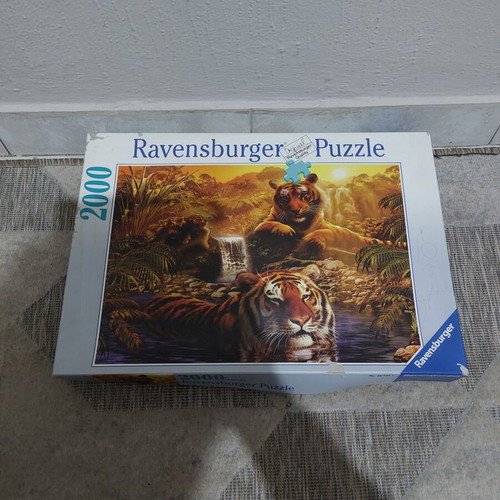 Puzzle Ravensburger used, 2000 pieces