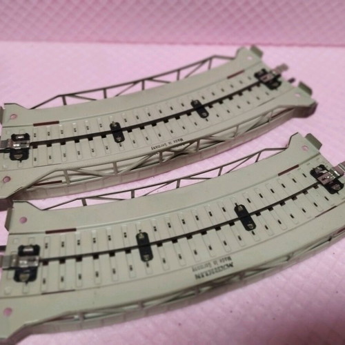 Merklin metal bridges HO scale used