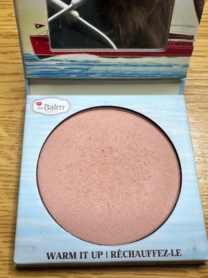 Balm Beachy Long Wear Blush like new, warm and sunny