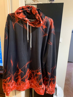 Hoodie Flame Effect XXL σαν καινούργιο, μαύρο και κόκκινο