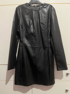 Pink Woman women's dress with leather look like new, black, size S