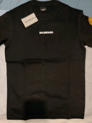 Balenciaga T-shirt new with sleeve print, black