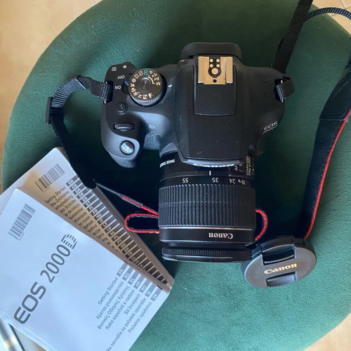 Canon DSLR EOS2000D with two lenses like new, Shutter Count 176