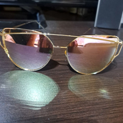 Mirror Sunglasses with Pink Gold Lenses and Gold Metal Frame like new