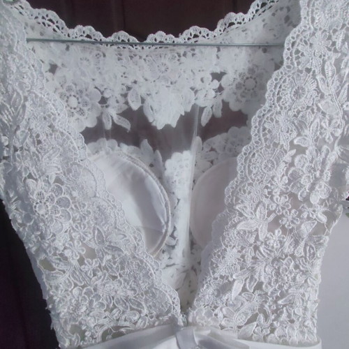 A-Style wedding dress, handmade, white ice color, lace top, muslin skirt, small train