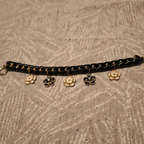 Handmade bracelet new with leather and dangling flowers