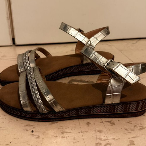 Sandals like new, size 38, brown and silver platform style