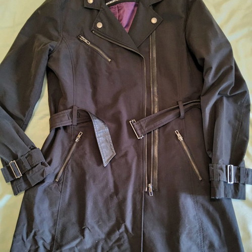 Harley Davidson women's trench coat size S-M used, black, with belt and zipper