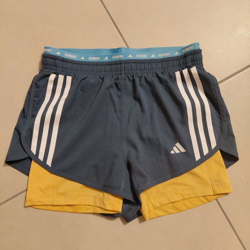 Adidas Own The Run 2-in-1 women's shorts blue with yellow leggings XS