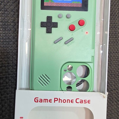 13 Promax Gaming Case like new with Gameboy-style screen and games