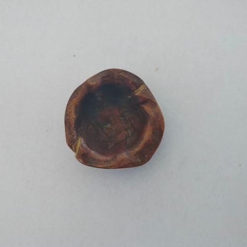Bronze decorative item used with oxidation and scratches