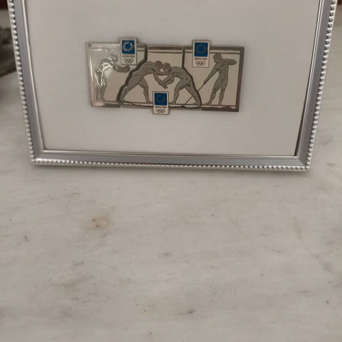 Athens 2004 Olympic pins set with ancient wrestlers, framed