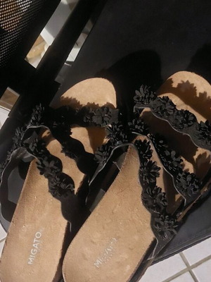 Migato sandals like new, size 39