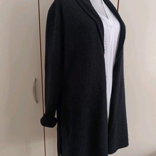 Black women's Mango cardigan used, long, buttonless