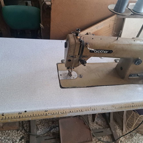 Brother professional sewing machine used for heavy fabrics
