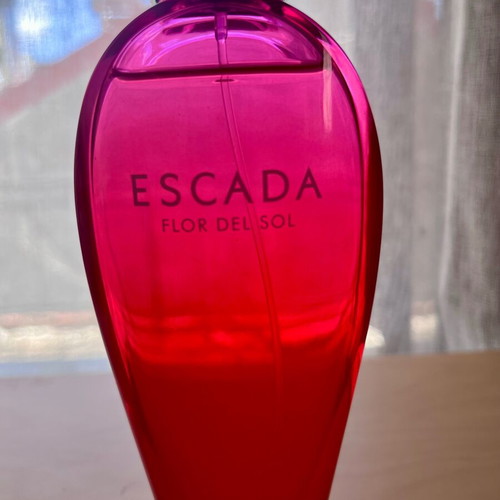 Escada Flor Del Sol Eau de Toilette 100ml like new limited edition