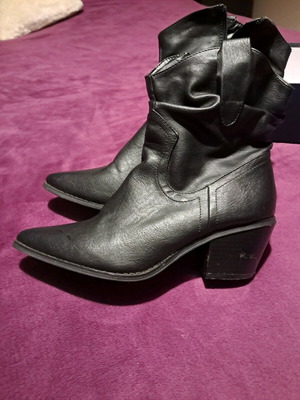 Women's western boots like new, black, size 41