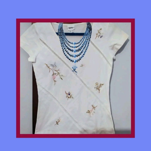 White blouse with beautiful design, like new