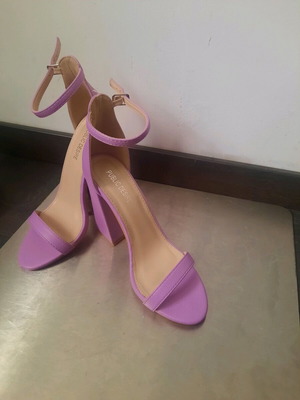 Women's high heel shoes new, size 37