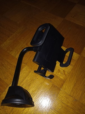 Car phone holder black like new