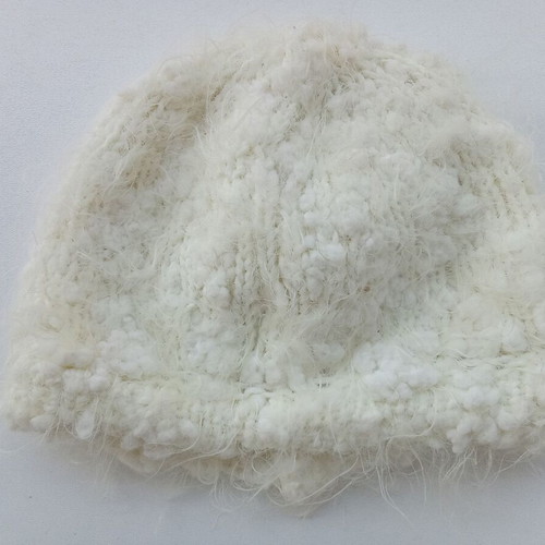 Azadé enfant knitted baby hat like new, winter, cream