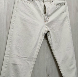 United Colors of Benetton Jean 31W 33L