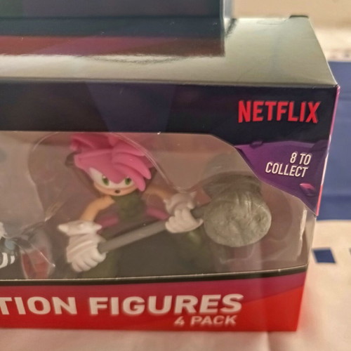 Sonic Prime Action Figures Set with 2 Memory Games and Album Gift
