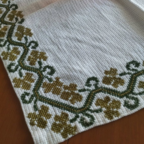 Set of 2 Handmade Embroidered Table Linens like new, traditional cross-stitch