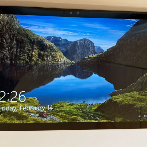 Microsoft Surface Pro 4 128GB used with detachable keyboard
