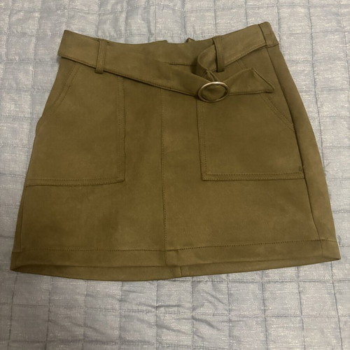 Bershka khaki suede mini skirt, size M, zipper defect