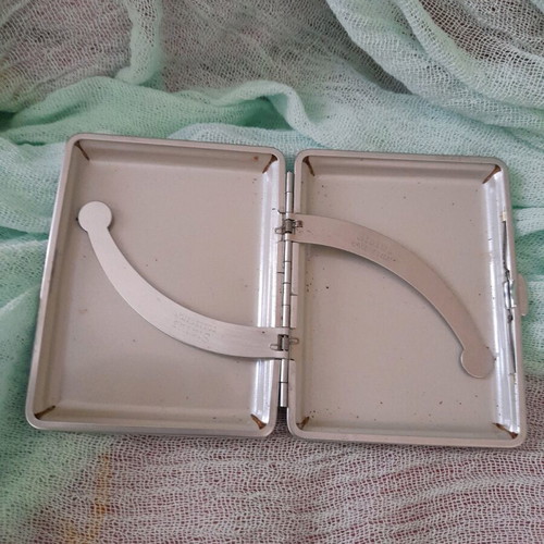 Tobacco case like new