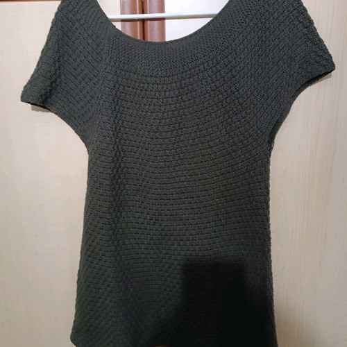 Knitted wool women's dress medium used