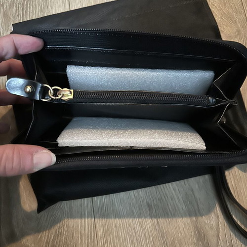 FRNC wallet new, black