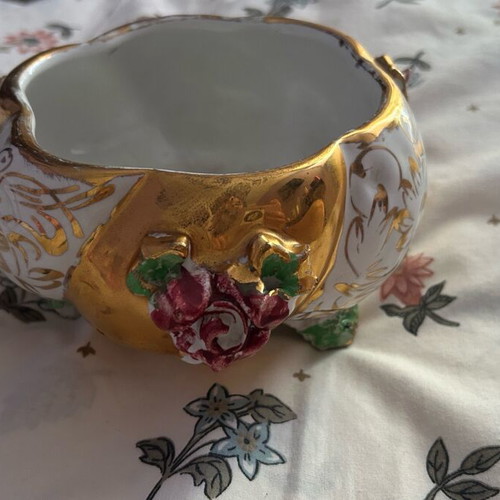 Italian vintage fontaniera like new with gilded details