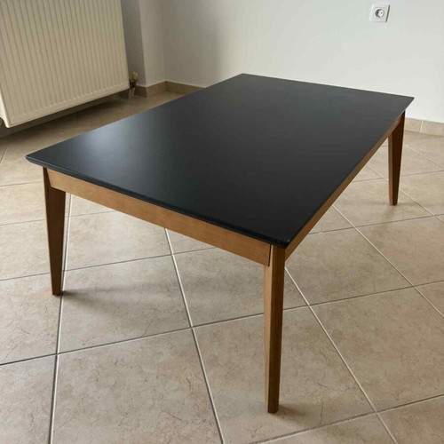 Coffee table like new