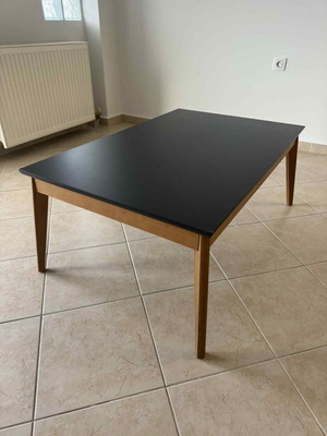 Coffee table like new
