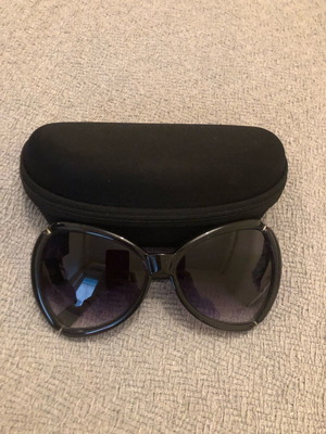 Sunglasses like new, large, horn-rimmed
