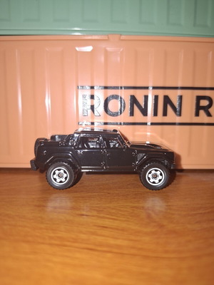 Matchbox Lamborghini LM002 new
