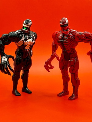 Marvel Spider-Man Carnage και Venom φιγούρες δράσης μεταχειρισμένες