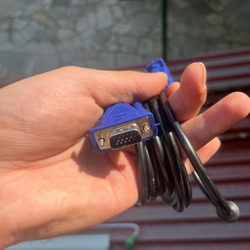 VGA cable 2m like new