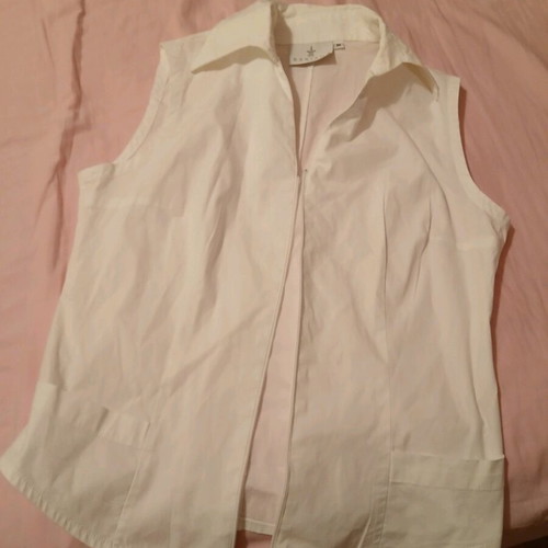 RANIAMI women's vest like new, white, size M