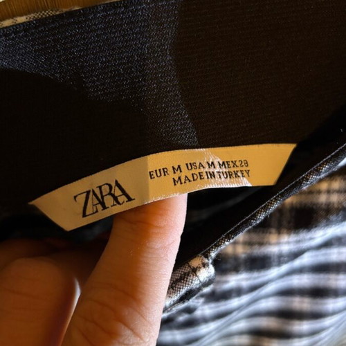 Zara checked skirt like new, size M 38 10, black and white