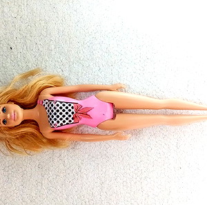 Κούκλα barbie