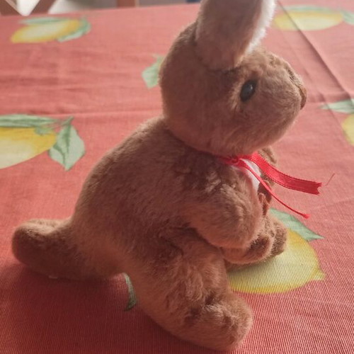 Kangaroo stuffed animal like new with joey from Australia
